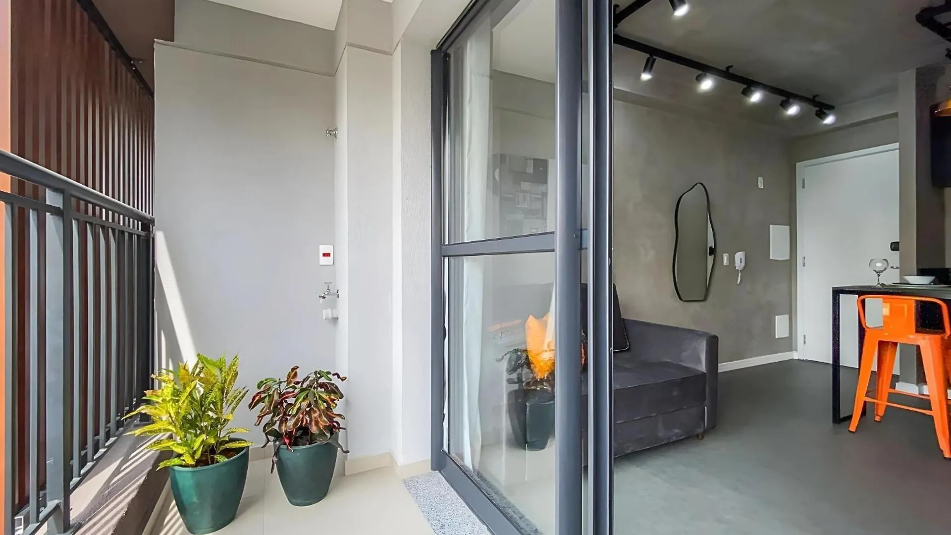 Studio Amplo Com A/C E Piscina No Terraco Sao Paulo Apartment